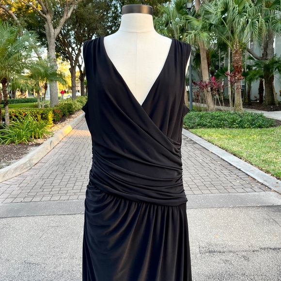 Ralph Lauren Evening Black Dress Size 14 Sleeveless Lace Back Stretch Ruched - Picture 4 of 15